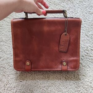 NEW Alla Moda Bellezza Leather Bag